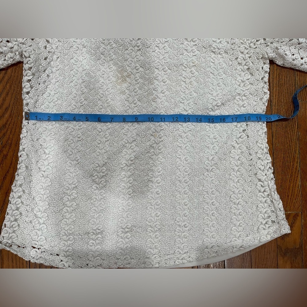 JM Collection White Textured Blouse - Picture 10 of 10